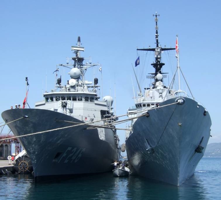 TCG Salihreis F 246 - ITS Euro F 575 / SNMG-2 - Trieste, Italy - April 2008