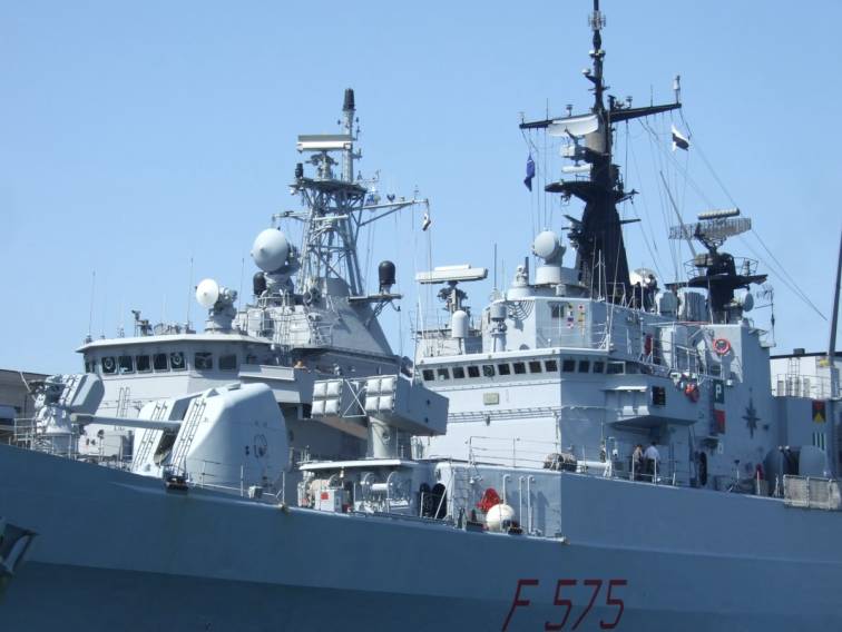TCG Salihreis F 246 - ITS Euro F 575 / SNMG-2 - Trieste, Italy - April 2008