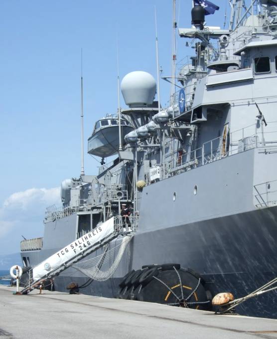 TCG Salihreis F 246 / SNMG-2 - Trieste, Italy - April 2008