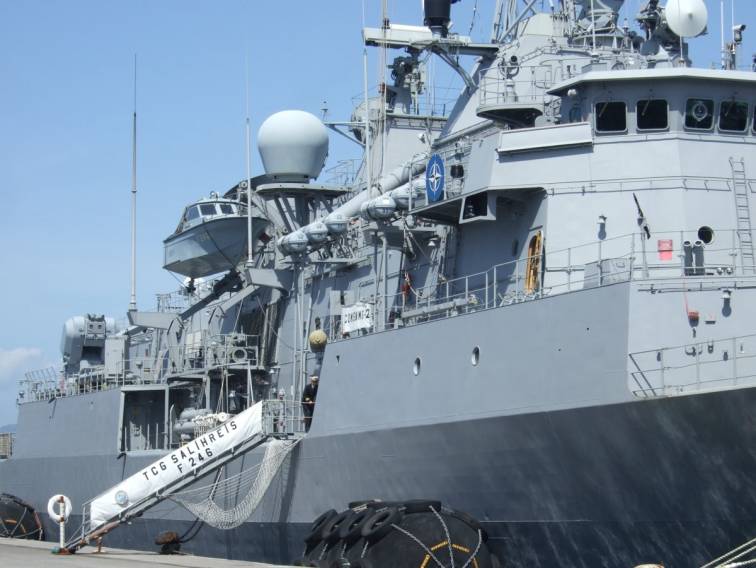 TCG Salihreis F 246 / SNMG-2 - Trieste, Italy - April 2008