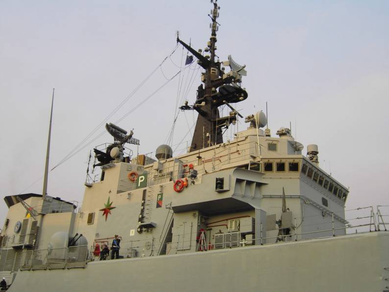 ITS Espero F 576 - frigate - NATO STANAVFORMED - Trieste, Italy - November 2004