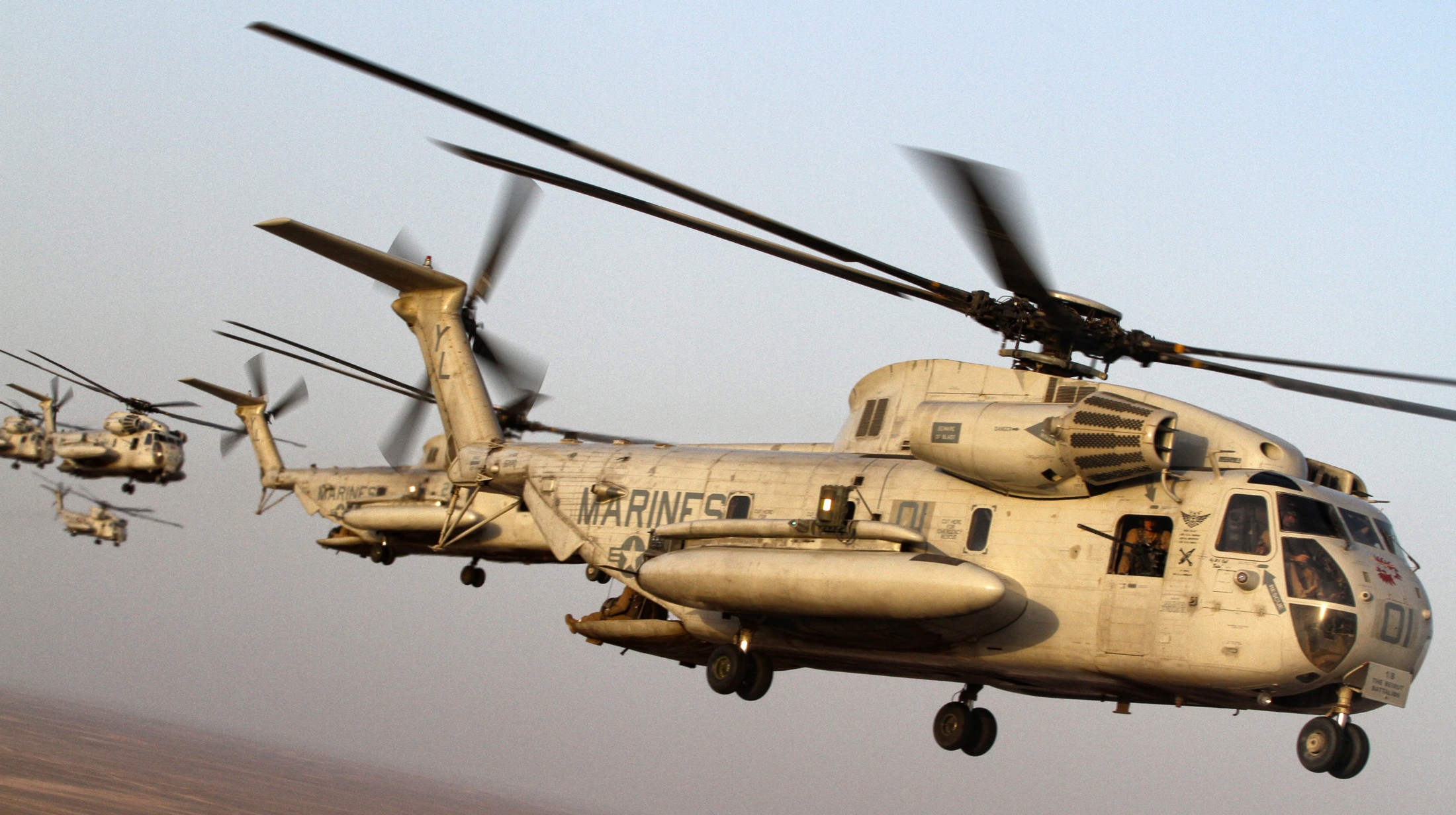 hmh-362 ugly angels marine heavy helicopter squadron usmc sikorsky ch-53d sea stallion helmand province