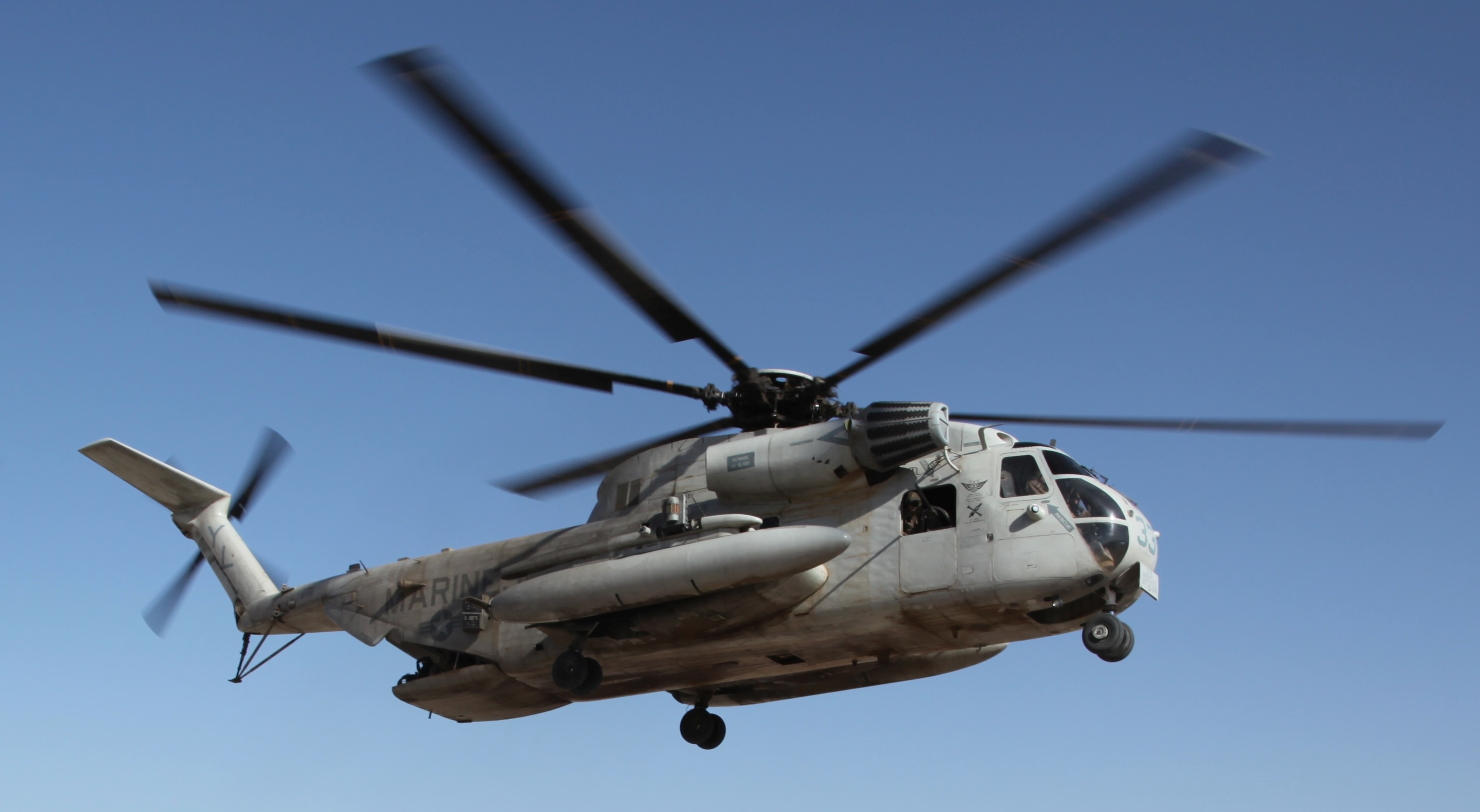 hmh-362 ugly angels marine heavy helicopter squadron usmc sikorsky ch-53d sea stallion mcas miramar 13x