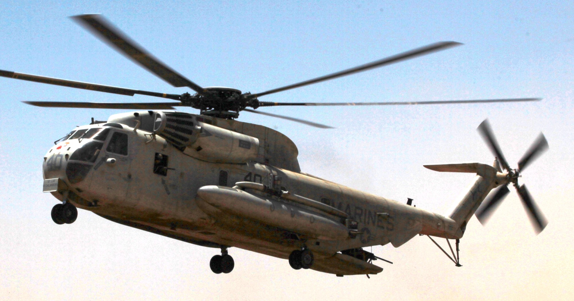 hmh-362 ugly angels marine heavy helicopter squadron usmc sikorsky ch-53d sea stallion 15 helmand province