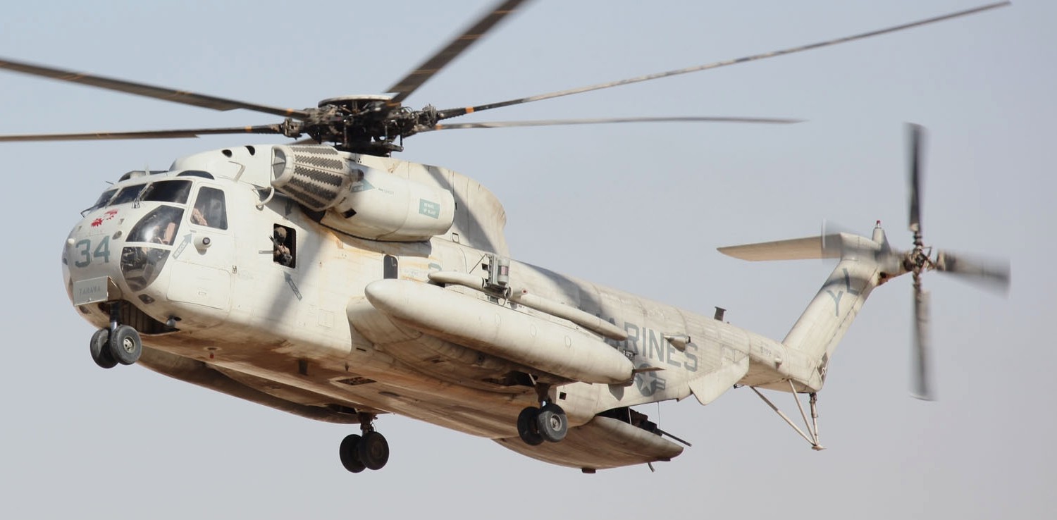 hmh-362 ugly angels marine heavy helicopter squadron usmc sikorsky ch-53d sea stallion 37