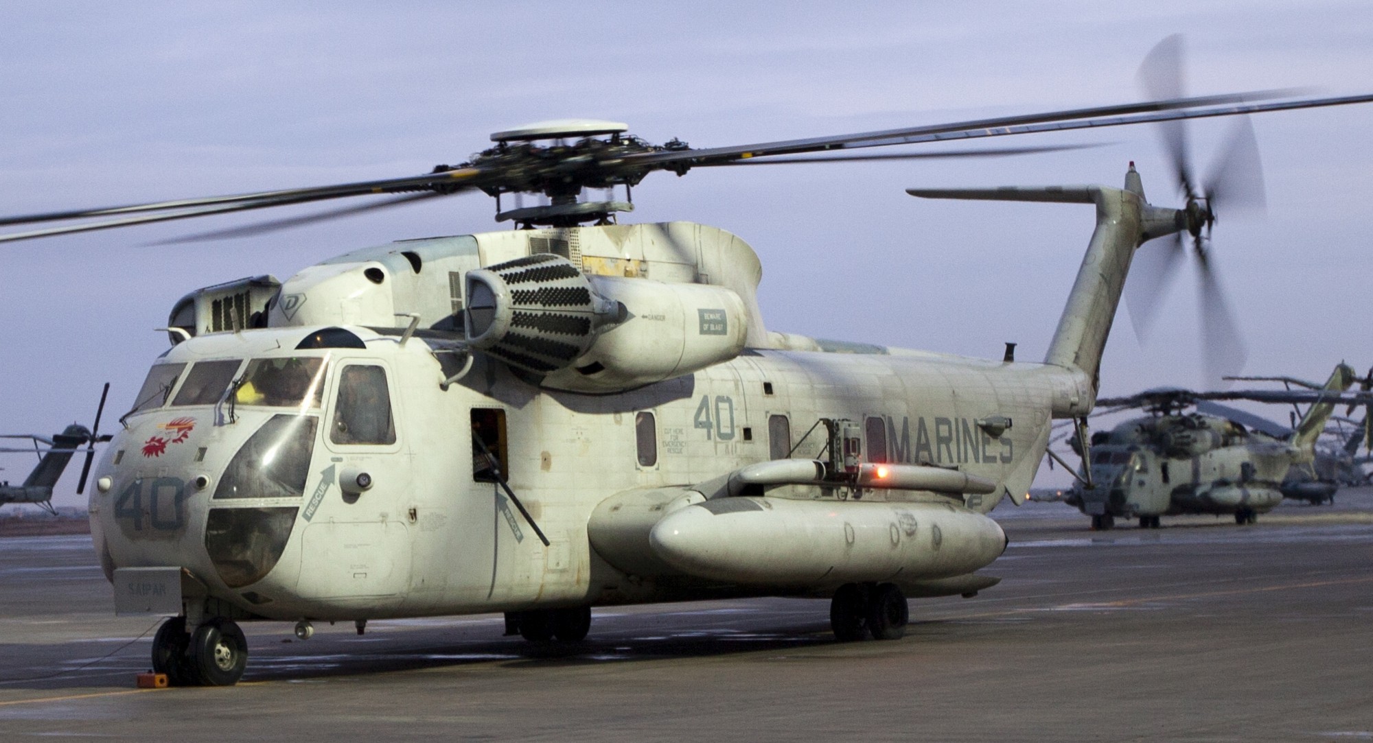 hmh-362 ugly angels marine heavy helicopter squadron usmc sikorsky ch-53d sea stallion 43 camp dwyer afghaniatan