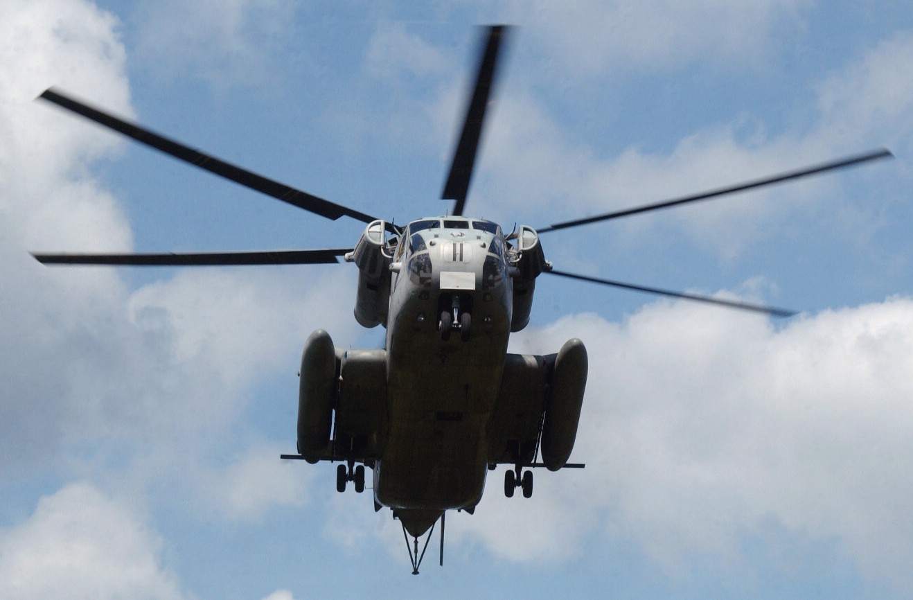 hmh-363 red lions marine heavy helicopter squadron usmc sikorsky ch-53d sea stallion 40 mcb ternate philippines