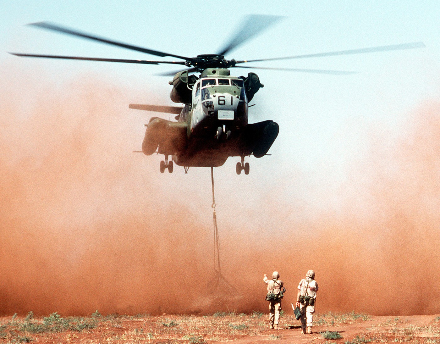 hmh-363 red lions marine heavy helicopter squadron usmc sikorsky ch-53d sea stallion 44 operation restore hope somalia