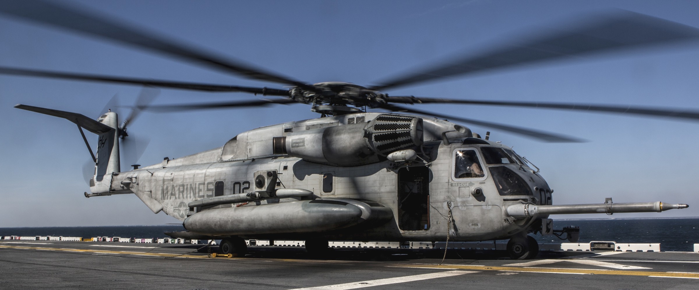 hmh-366 hammerheads marine heavy helicopter squadron usmc sikorsky ch-53e super stallion 35 exercise bold alligator 2014