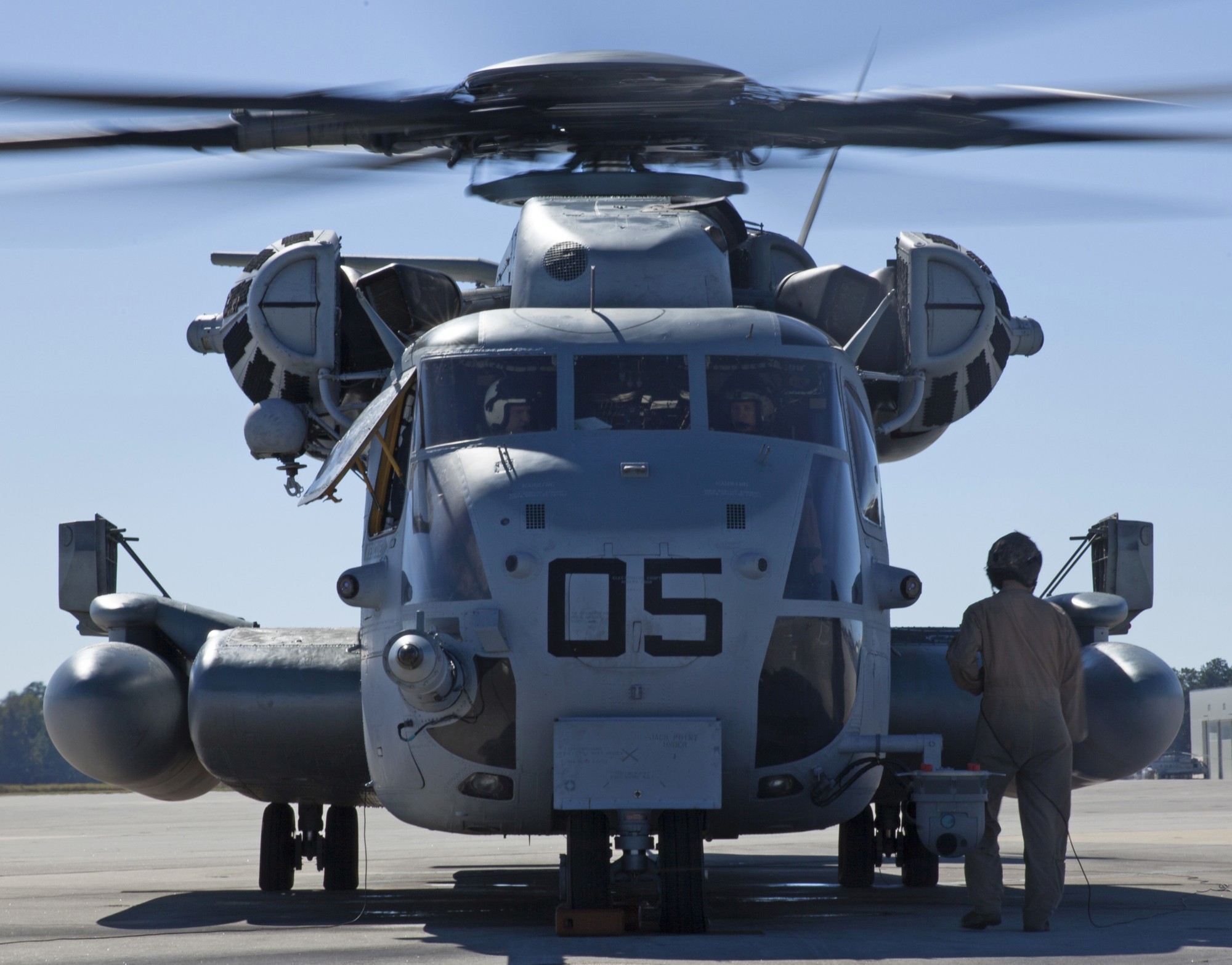 hmh-366 hammerheads marine heavy helicopter squadron usmc sikorsky ch-53e super stallion 53
