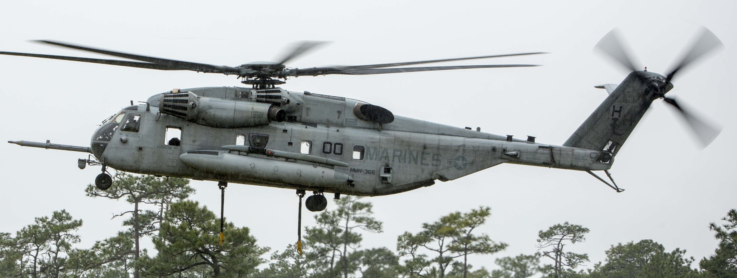 hmh-366 hammerheads marine heavy helicopter squadron usmc sikorsky ch-53e super stallion 71 camp lejeune