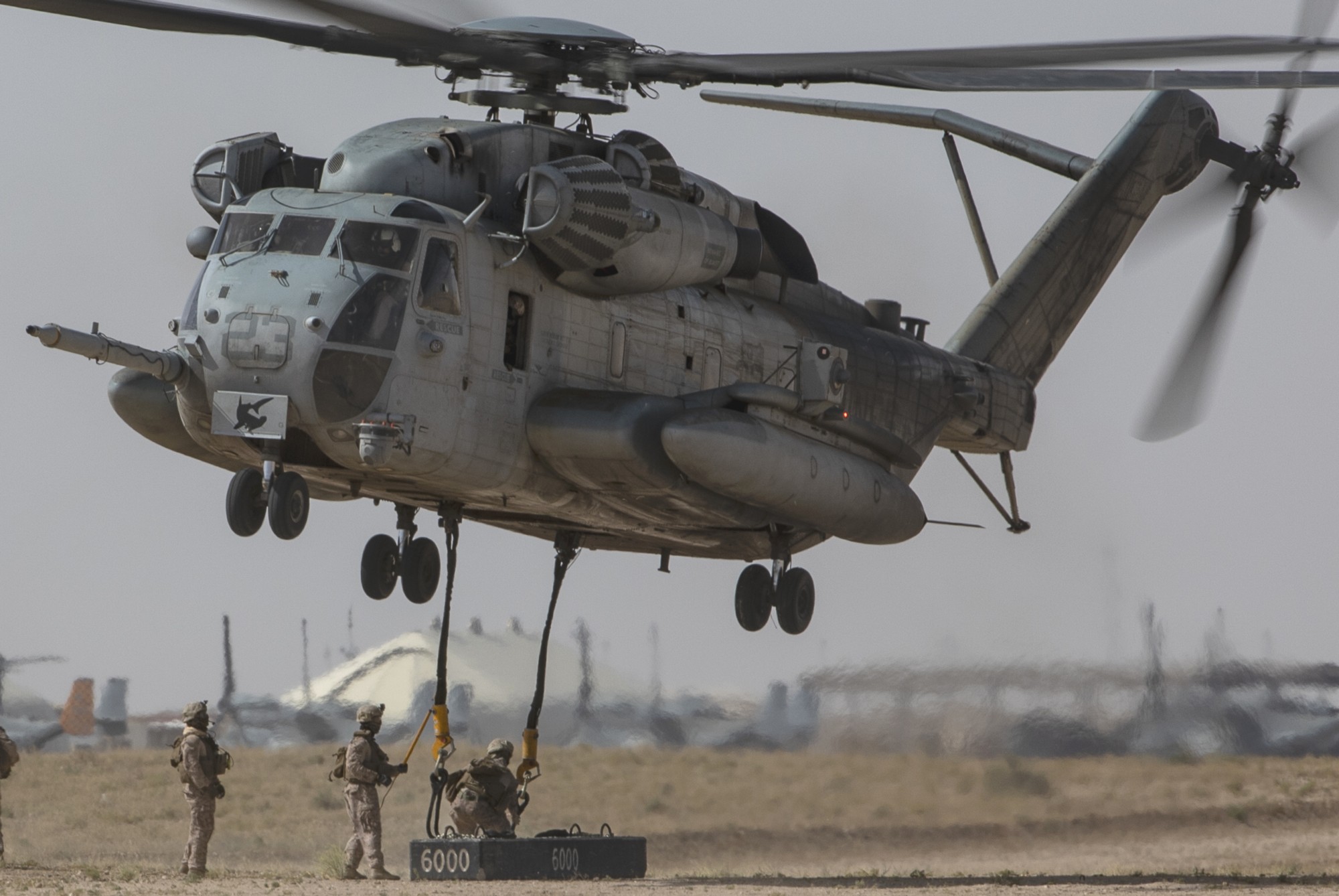 hmh-366 hammerheads ch-53e super stallion marine heavy helicopter squadron usmc kuwait 149