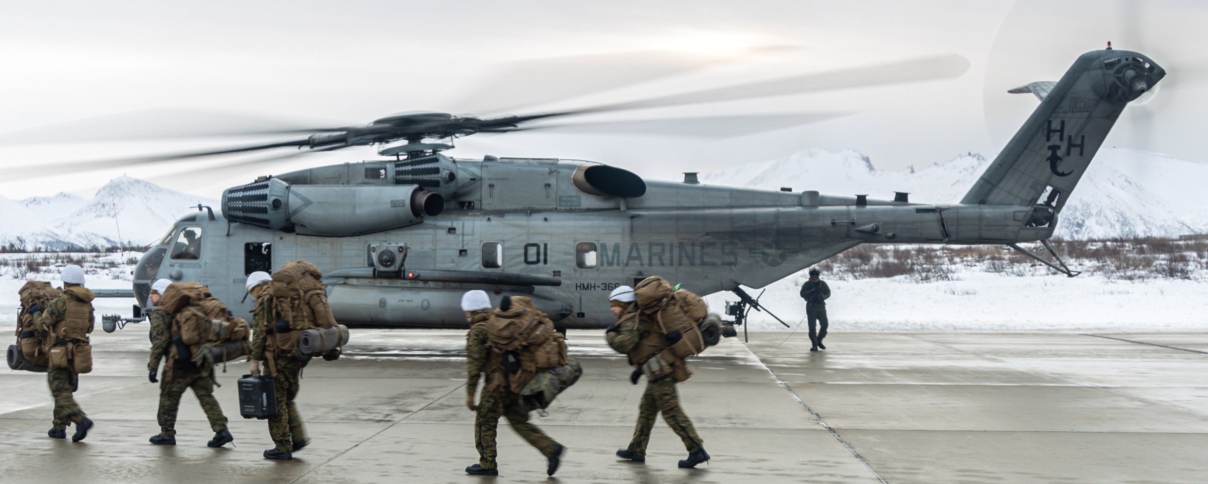hmh-366 hammerheads ch-53e super stallion marine heavy helicopter squadron exercise cold response bardufoss norway 160 