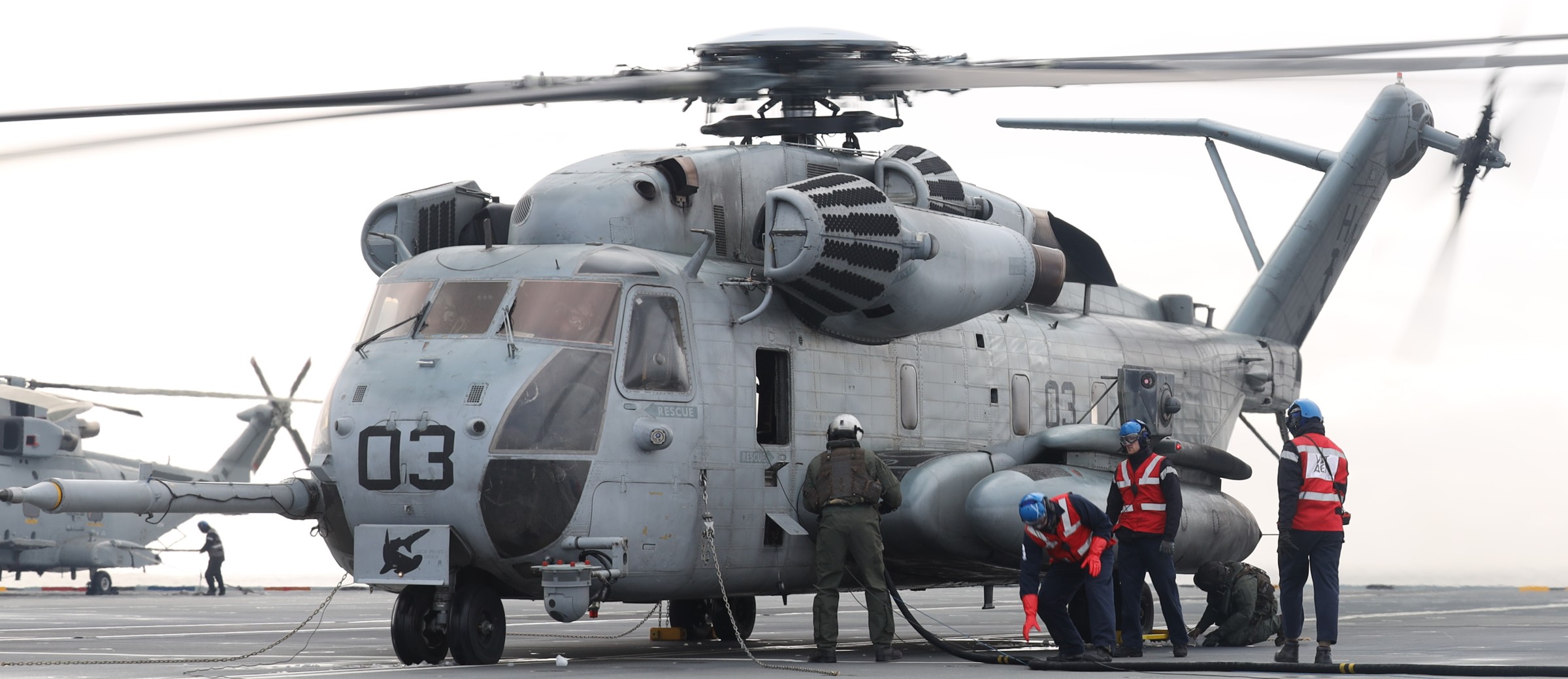 hmh-366 hammerheads ch-53e super stallion marine heavy helicopter squadron r09 hms prince of wales 164