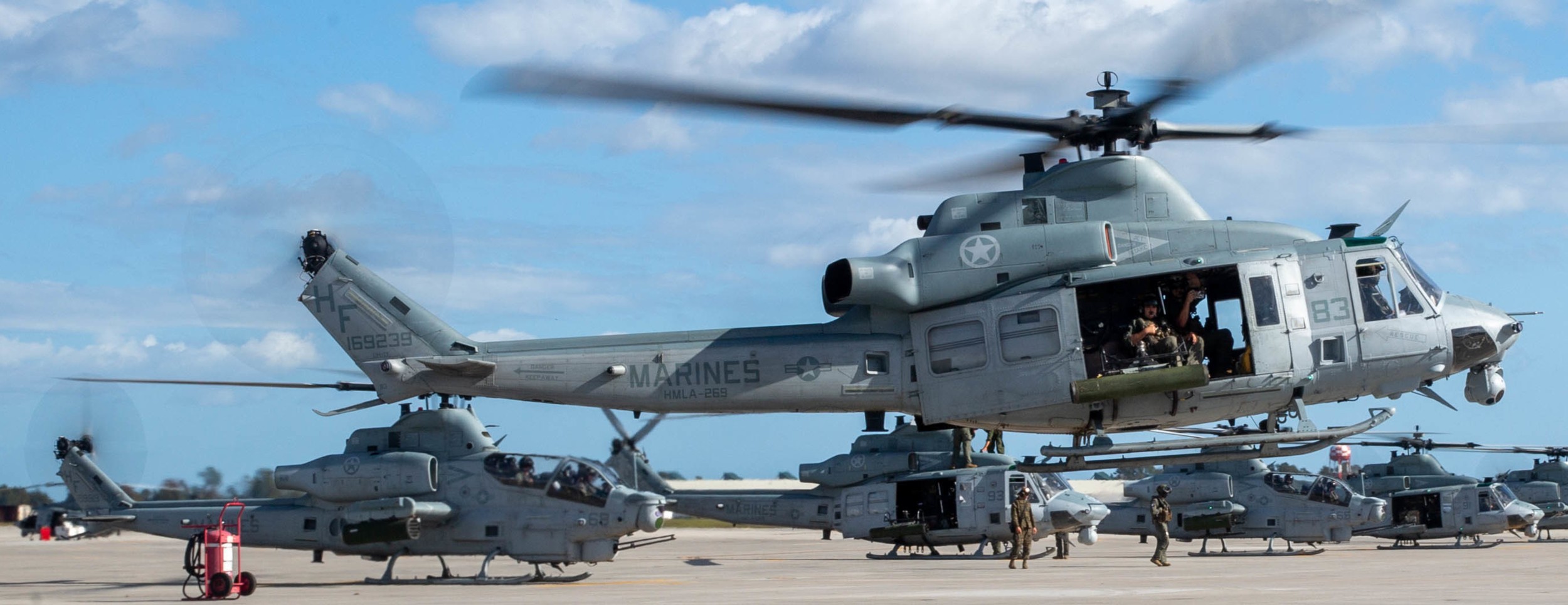 hmla-269 gunrunners marine light attack helicopter squadron mcas new river deactivation 140