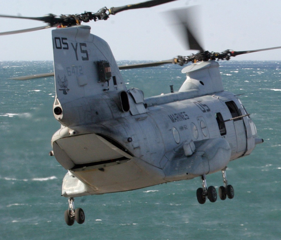 hmm-162 golden eagles marine medium helicopter squadron ch-46e sea knight usmc 04 uss kearsarge lhd-3