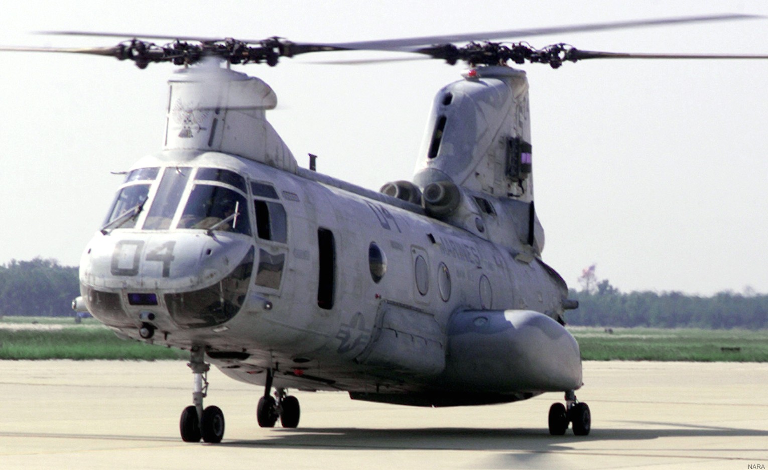 hmm-162 golden eagles marine medium helicopter squadron ch-46e sea knight usmc 11