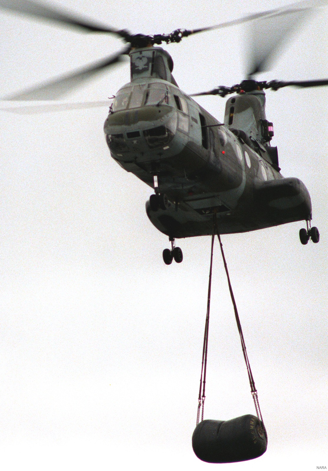 hmm-162 golden eagles marine medium helicopter squadron ch-46e sea knight usmc 30