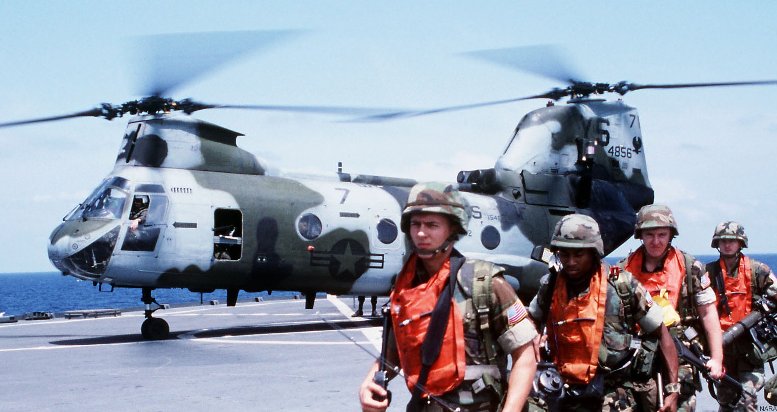 hmm-162 golden eagles marine medium helicopter squadron ch-46e sea knight usmc 37