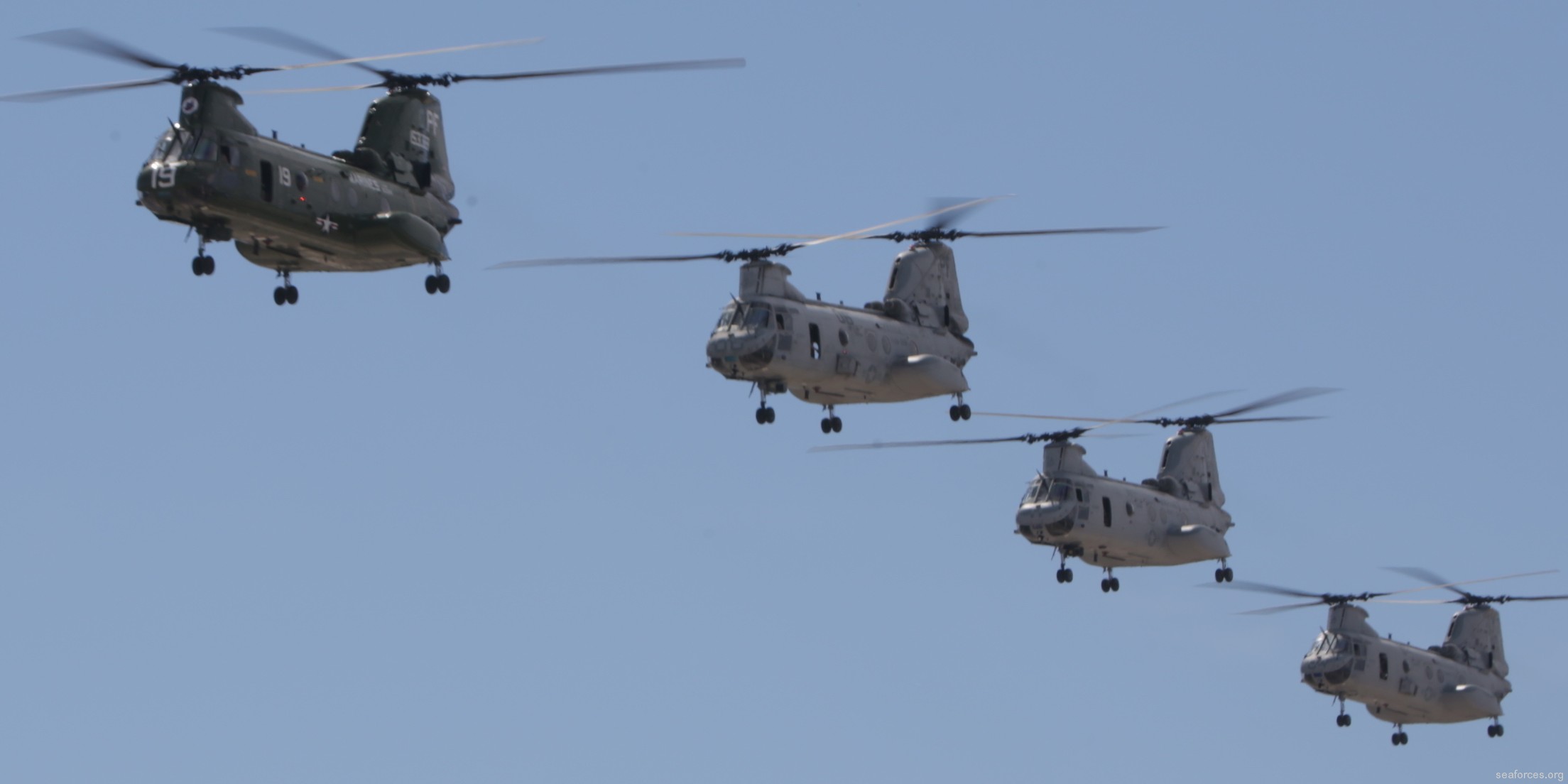 hmmt-164 knightriders ch-46e marine medium helicopter training squadron usmc 07