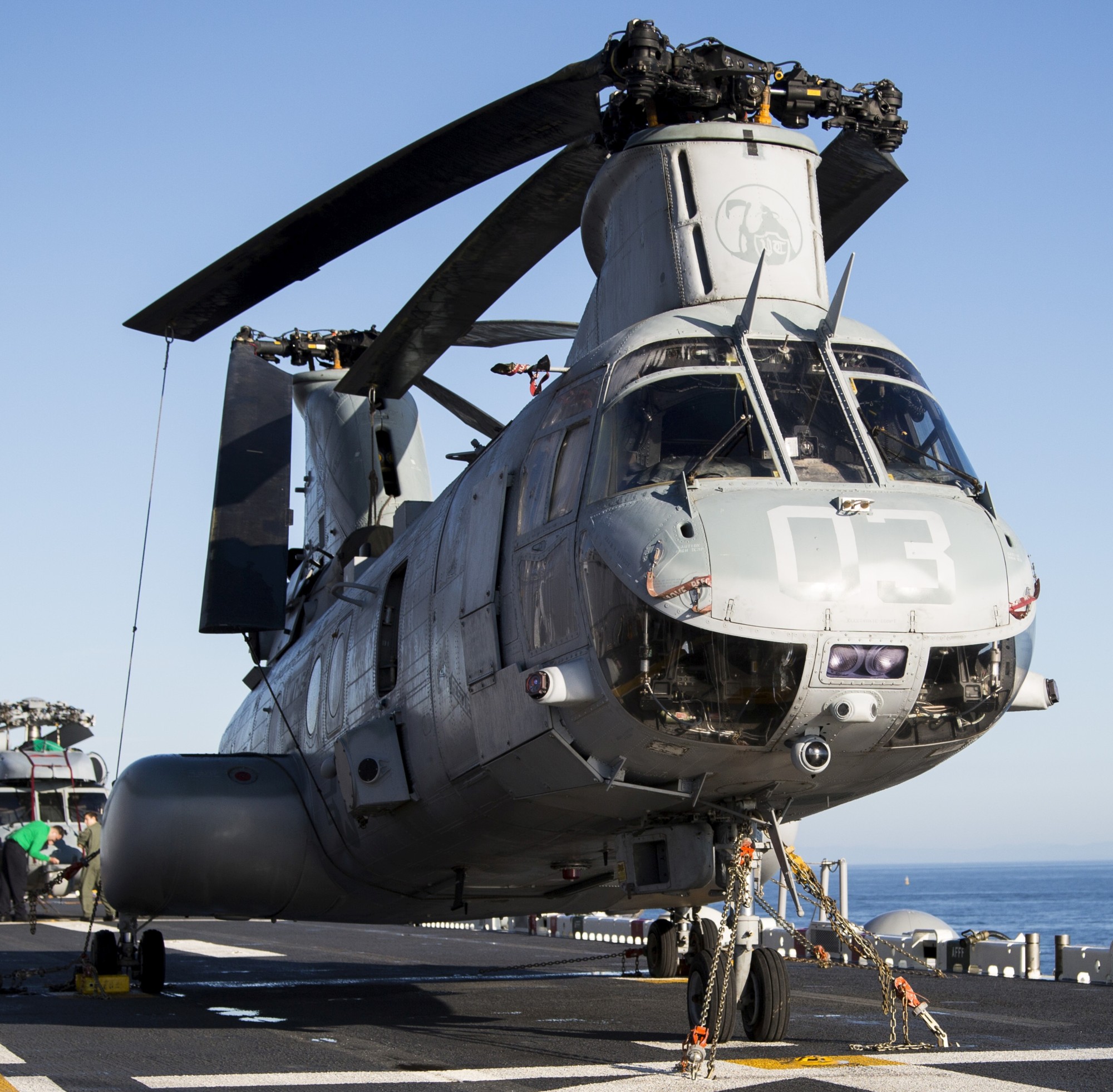 hmmt-164 knightriders ch-46 sea knight marine medium helicopter training squadron usmc 20