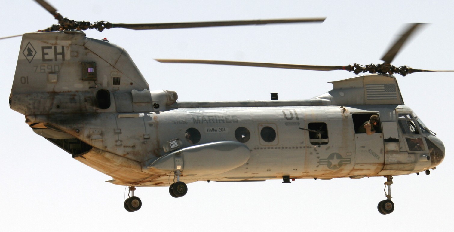 hmm-264 black knights ch-46e sea knight marine medium helicopter squadron usmc 17