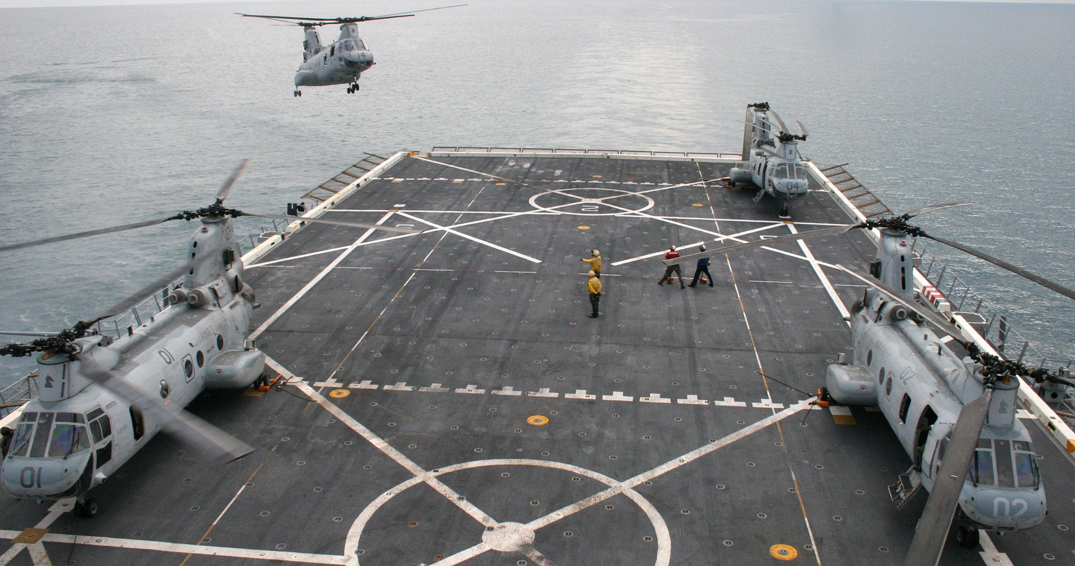 hmm-264 black knights ch-46e sea knight marine medium helicopter squadron usmc 26