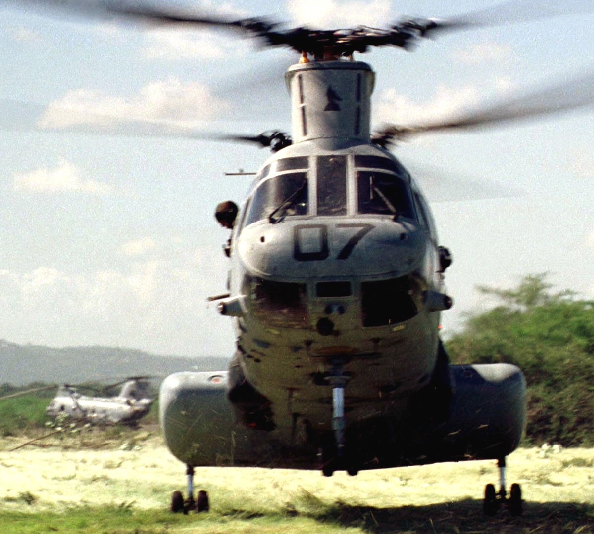 hmm-264 black knights ch-46e sea knight marine medium helicopter squadron usmc 60