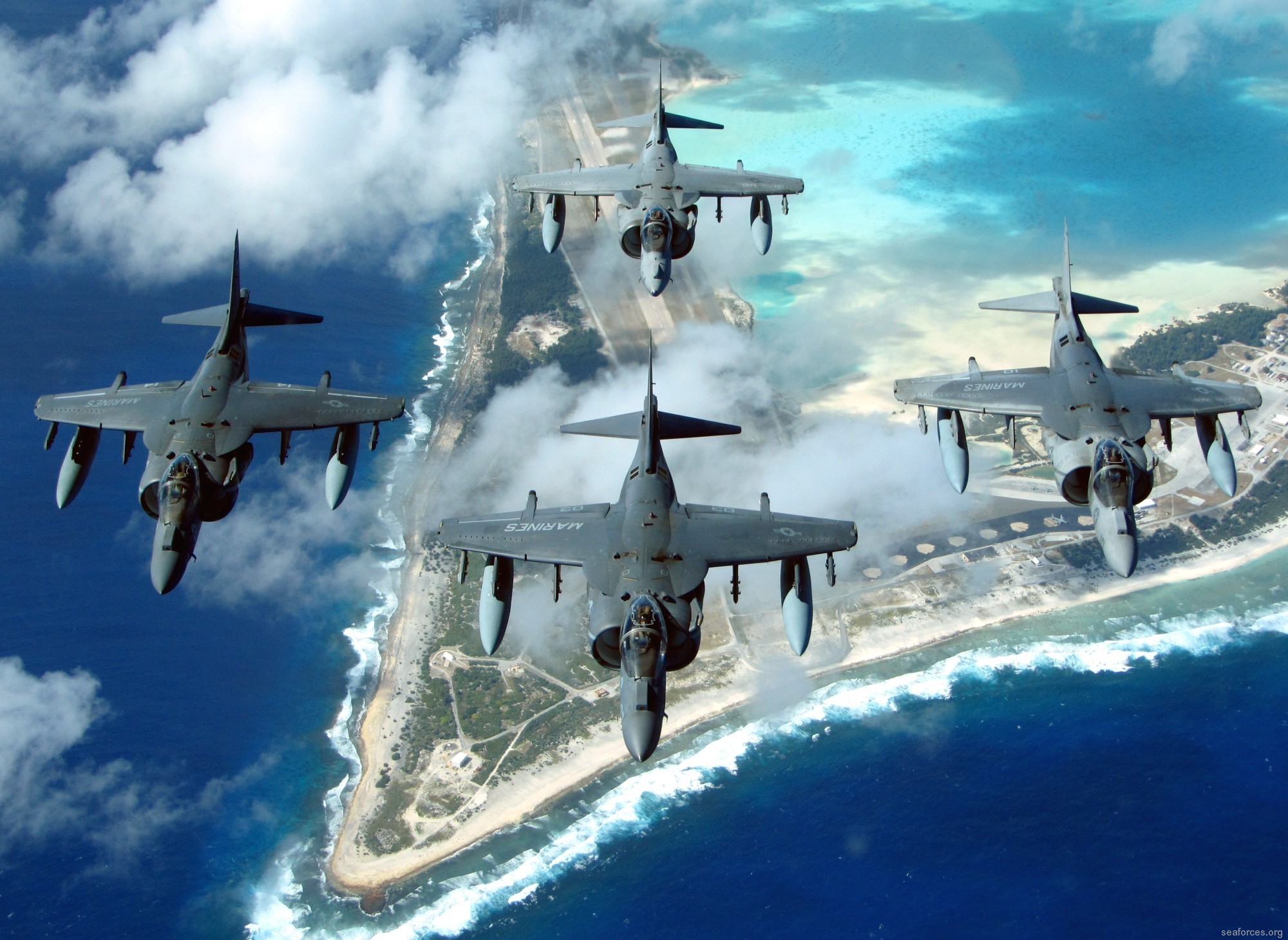 marine attack squadron vma-211 wake island avengers av-8b harrier