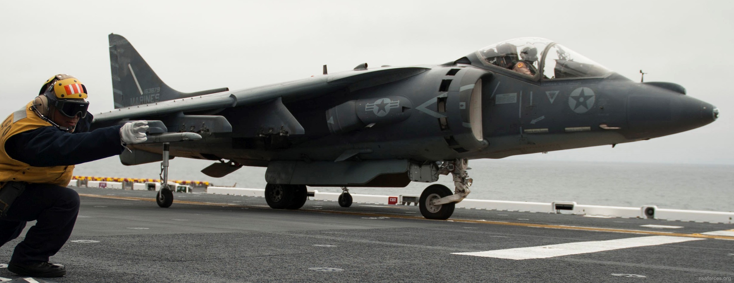 vma-211 wake island avengers av-8b harrier ii marine attack squadron usmc 21