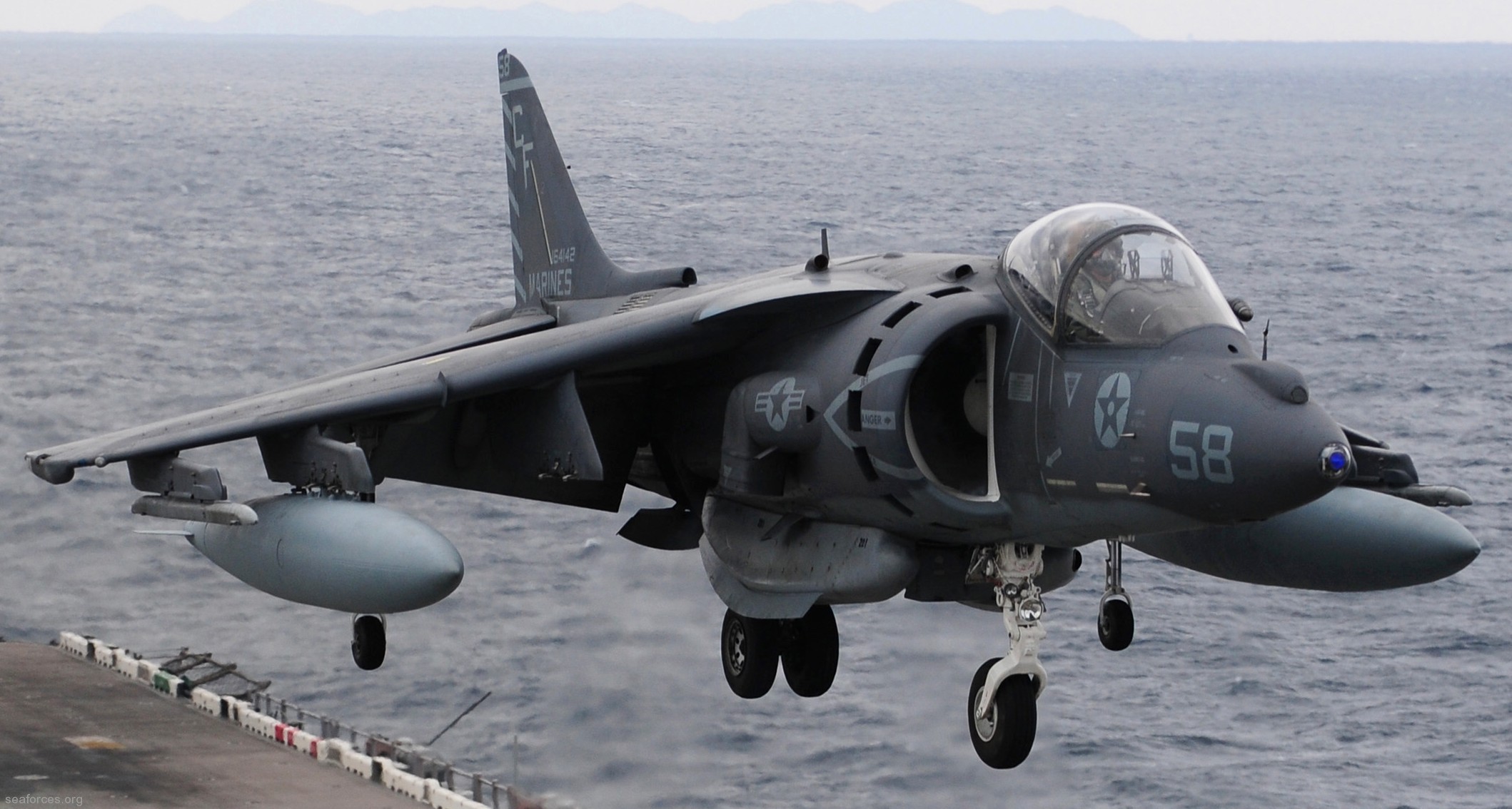 vma-211 wake island avengers av-8b harrier ii marine attack squadron usmc 29