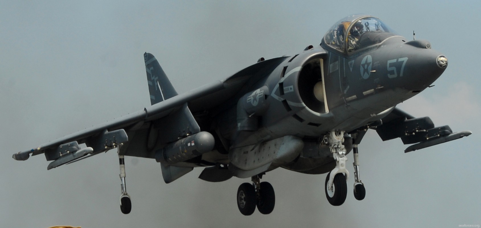 vma-211 wake island avengers av-8b harrier uss essex lhd-2 2011 52