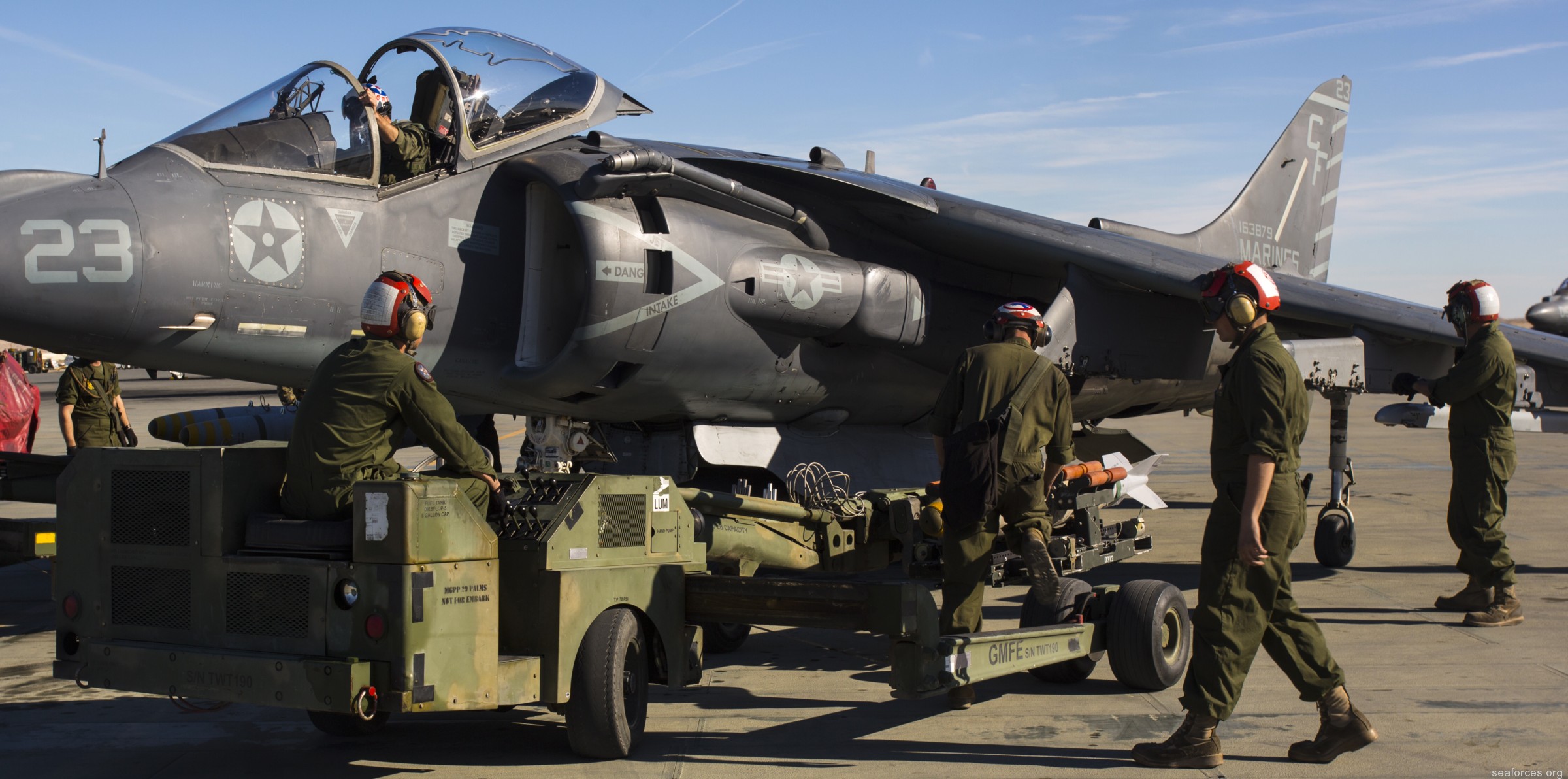 vma-211 wake island avengers av-8b harrier ii marine attack squadron usmc 71 twentynine palms