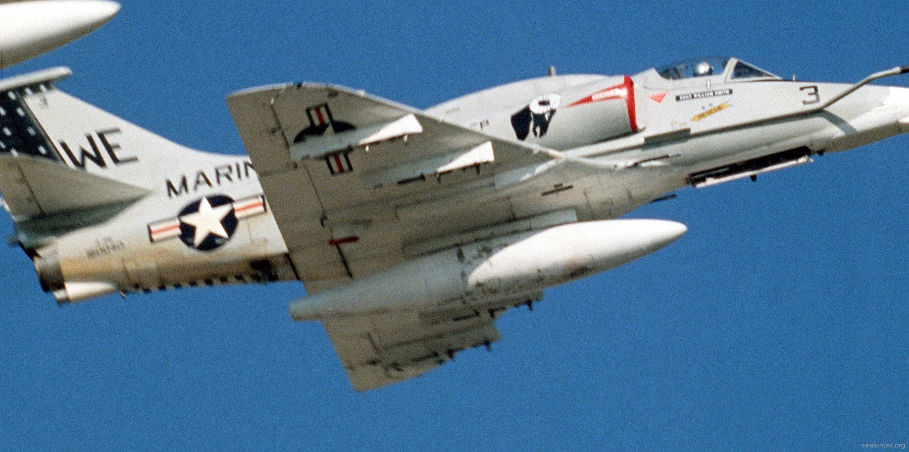vma-214 blacksheep a-4m skyhawk marine attack squadron usmc 38