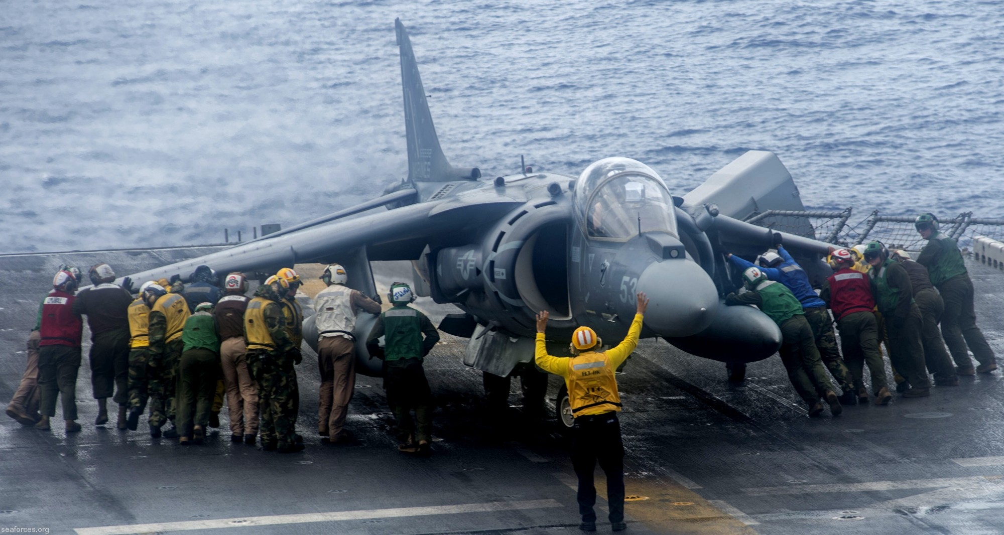 vma-214 blacksheep av-8b harrier marine attack squadron usmc 108