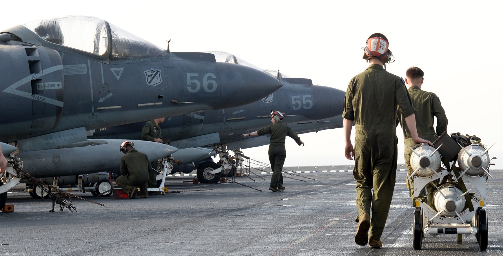 vma-214 blacksheep av-8b harrier marine attack squadron usmc 122