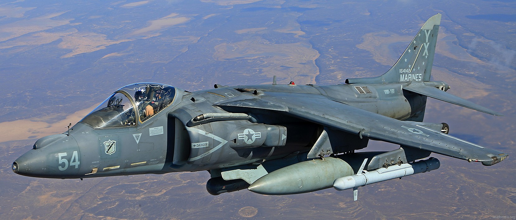 vma-214 blacksheep av-8b harrier marine attack squadron usmc 142