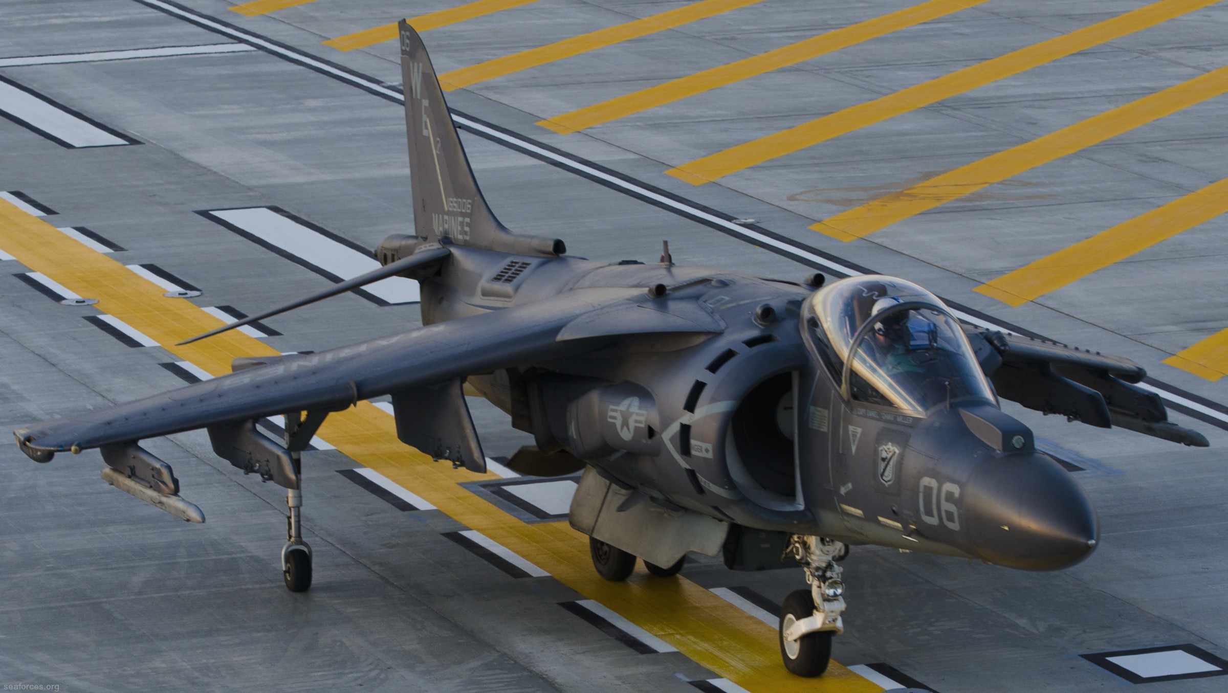 vma-214 blacksheep av-8b harrier marine attack squadron usmc 174