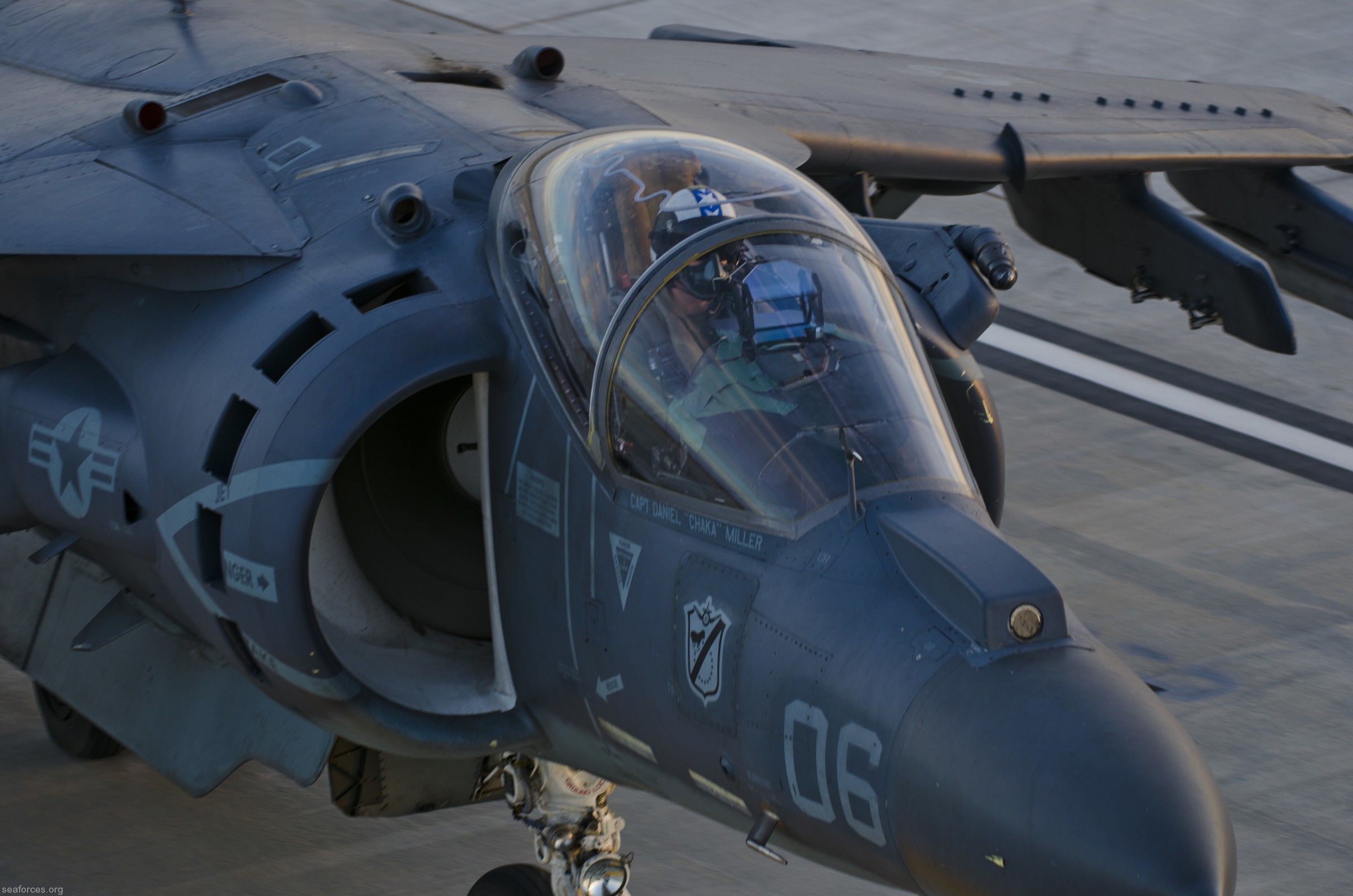 vma-214 blacksheep av-8b harrier marine attack squadron usmc 175