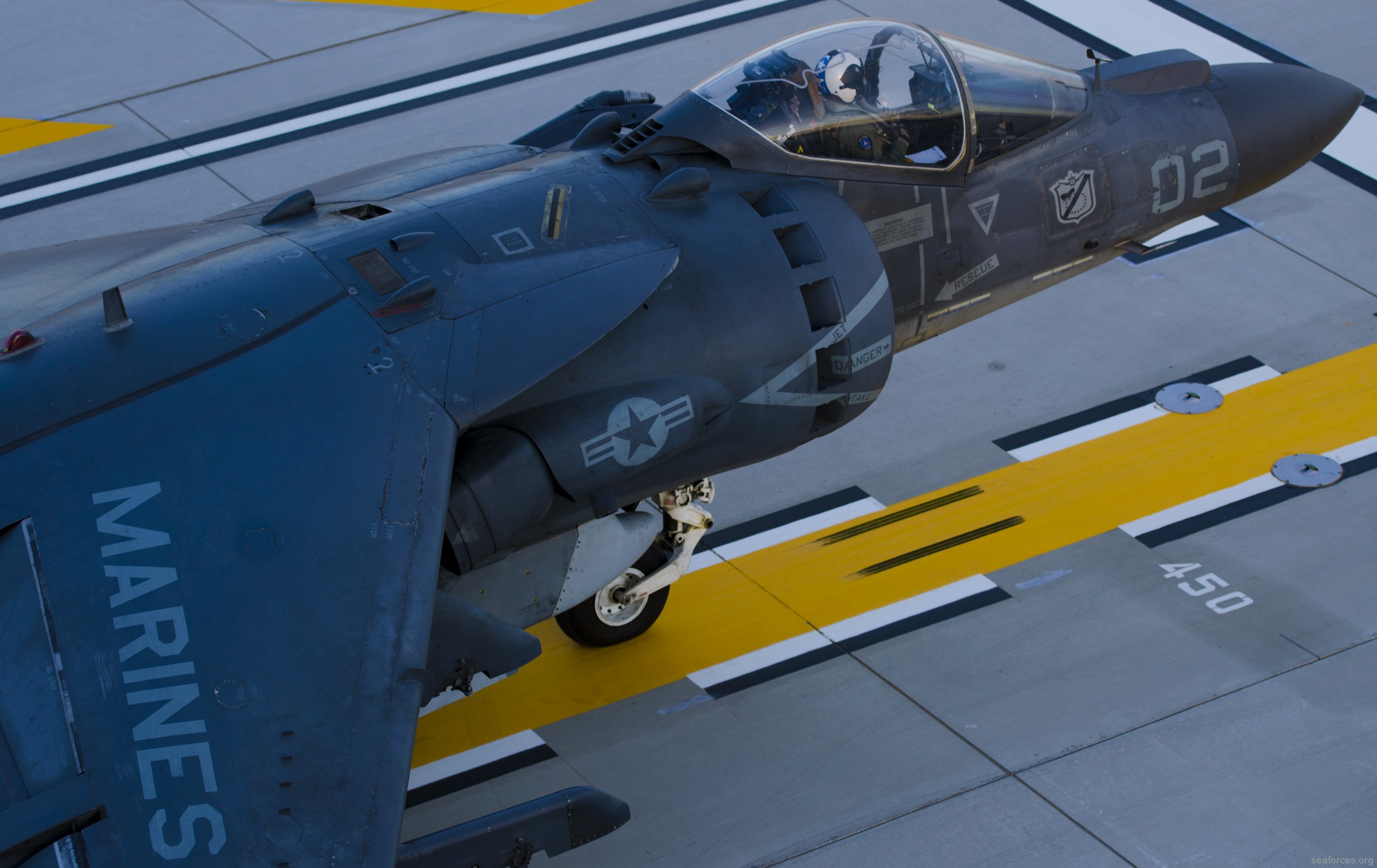 vma-214 blacksheep av-8b harrier marine attack squadron usmc 176 mcas yuma auxilary landing field alf