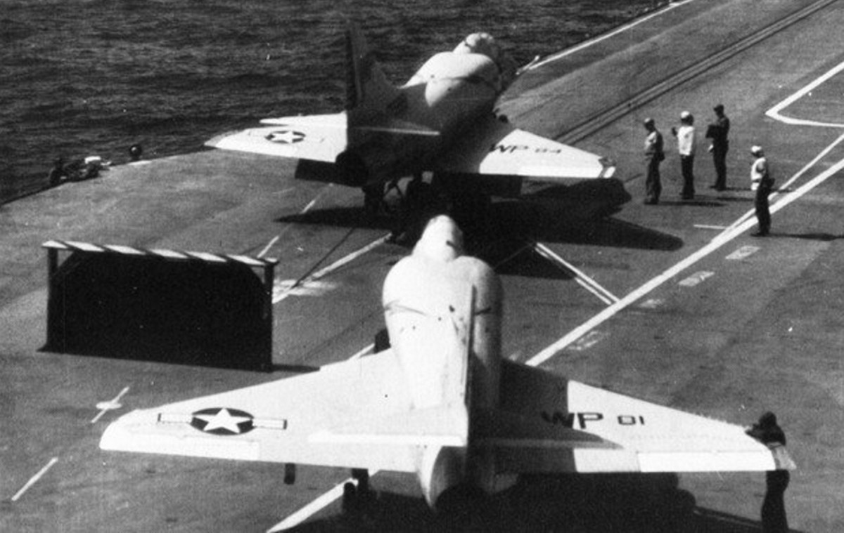 vma-223 bulldogs marine attack squadron a-4c skyhawk uss yorktown cvs-10 07