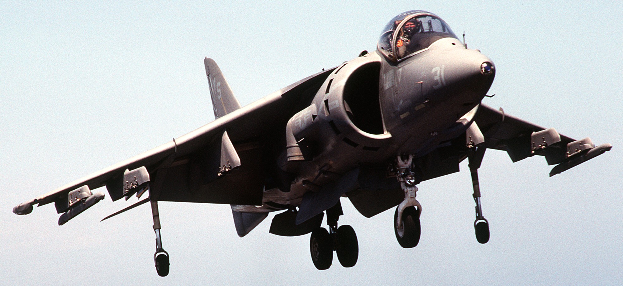vma-223 bulldogs marine attack squadron av-8b harrier uss wasp lhd-1 1991 69