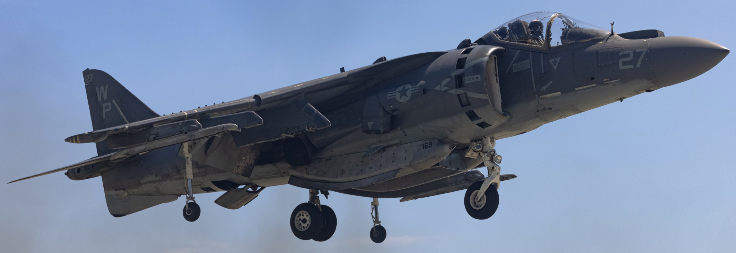 vma-223 bulldogs marine attack squadron av-8b harrier auxilary landing field bogue 103