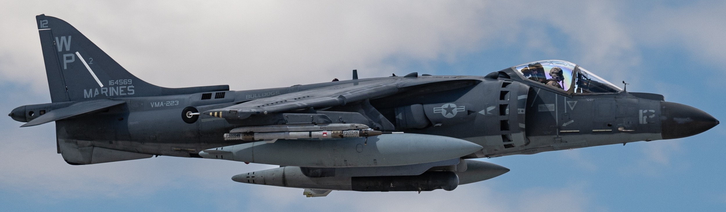 vma-223 bulldogs marine attack squadron av-8b harrier uss wasp lhd-1 108