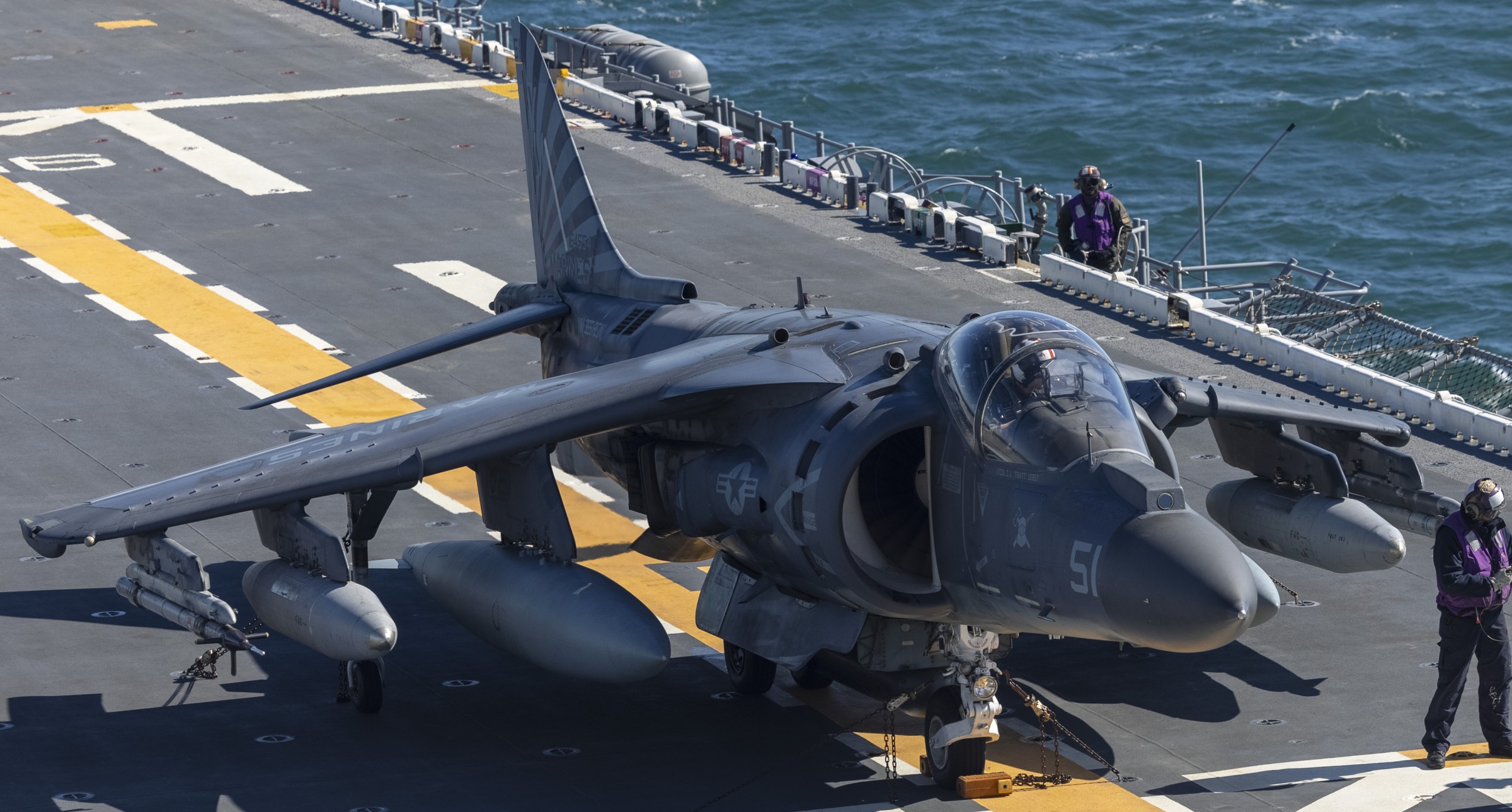 vma-223 bulldogs marine attack squadron av-8b harrier uss wasp lhd-1 115