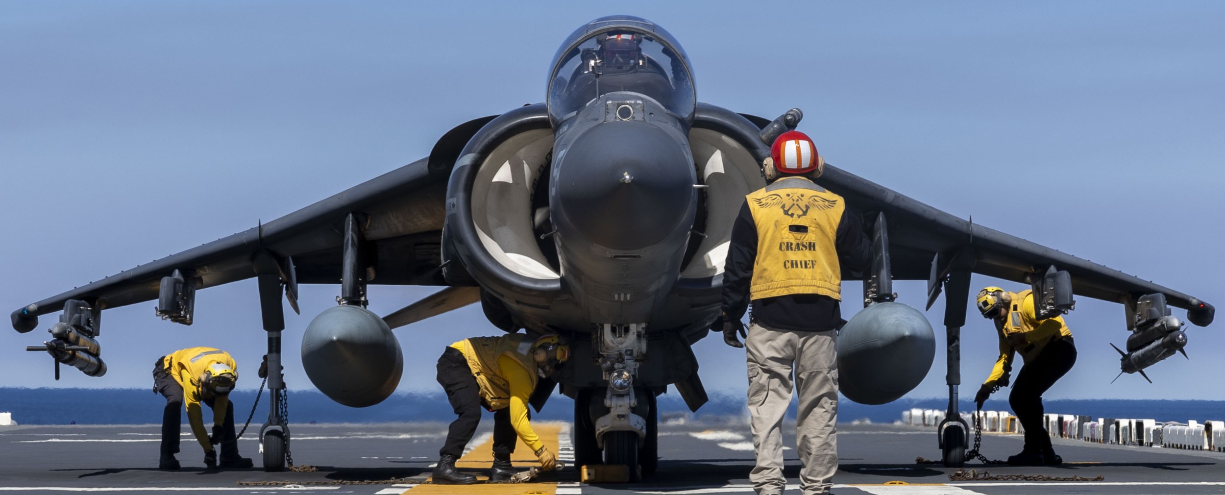 vma-223 bulldogs marine attack squadron av-8b harrier uss wasp lhd-1 119
