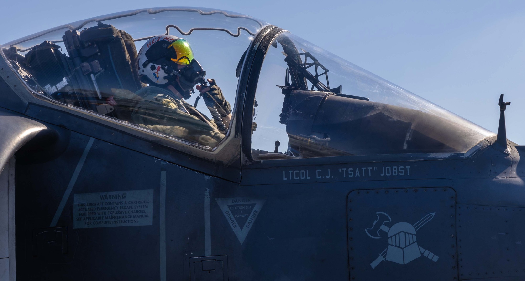 vma-223 bulldogs marine attack squadron av-8b harrier uss wasp lhd-1 129