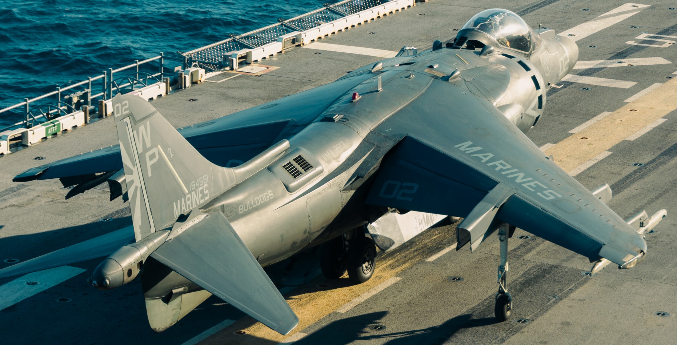 vma-223 bulldogs marine attack squadron av-8b harrier uss iwo jima lhd-7 134