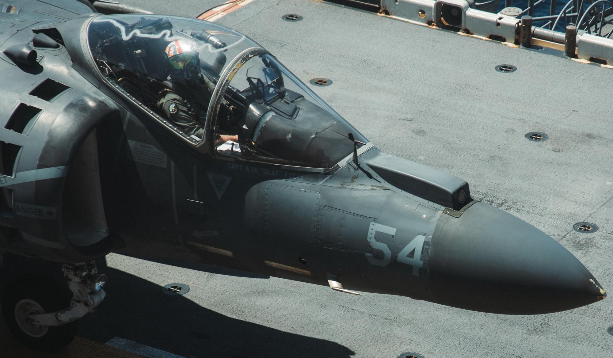 vma-223 bulldogs marine attack squadron av-8b harrier uss iwo jima lhd-7 143