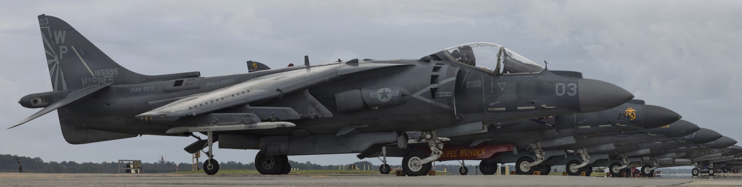 vma-223 bulldogs marine attack squadron av-8b harrier usmc 171